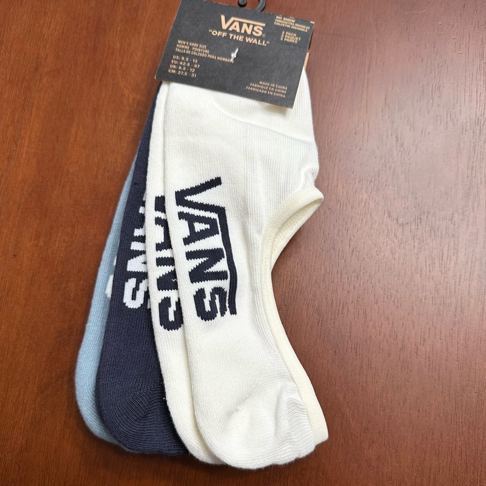 Vans 3-Pack Classic No-Show Socks - Picture 2 of 5